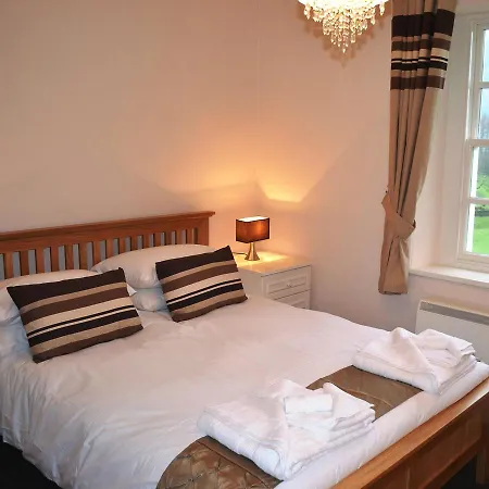 Lanthwaite Green New Farmhouse * Loweswater