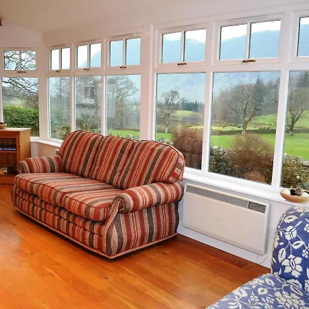 Lanthwaite Green New Farmhouse * Loweswater